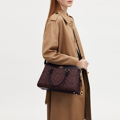 CH488-Darcie Carryall In Signature Canvas-IM/OXBLOOD MULTI