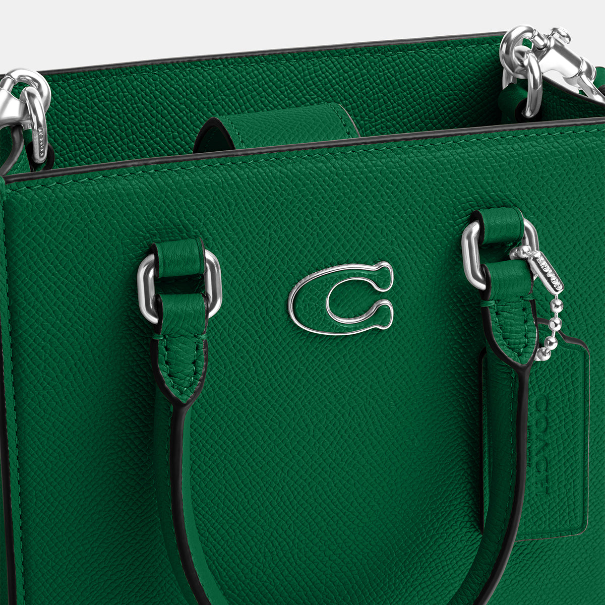 CJ795-Tote 16 With Signature Canvas