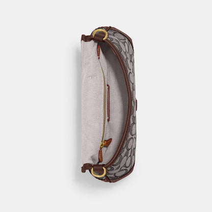 CJ814-Soho Bag In Signature Jacquard-B4/Oak Maple