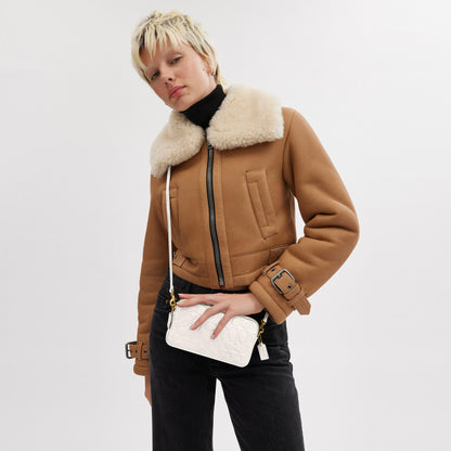 cn052-Kira Crossbody In Signature Leather