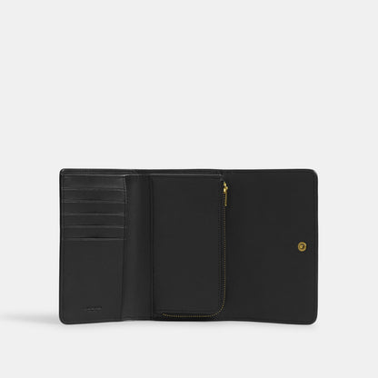 CP025-Essential Medium Flap Wallet