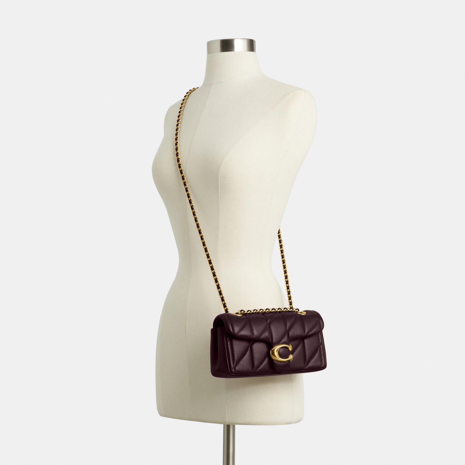 CP149-Tabby Shoulder Bag 20 with Pillow Quilting-B4/Black Currant