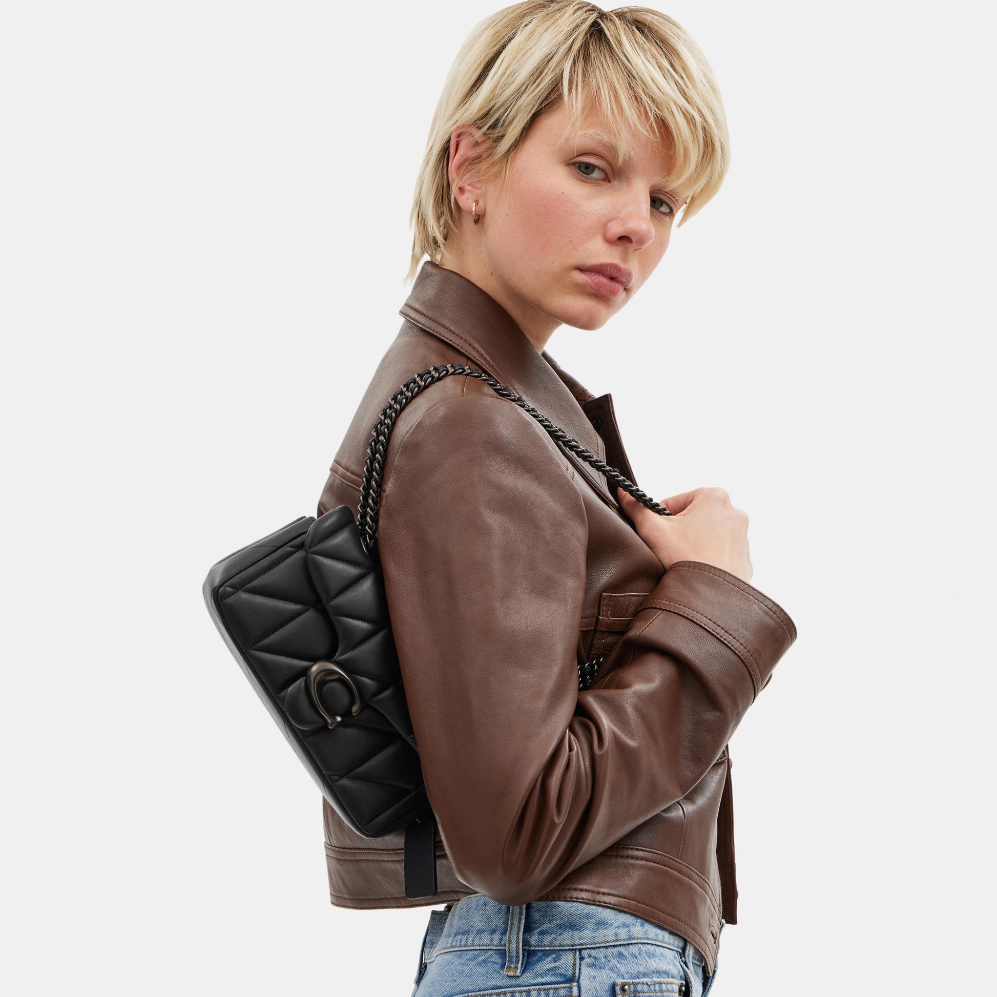CP149-Tabby Shoulder Bag 20 with Pillow Quilting-V5/Black