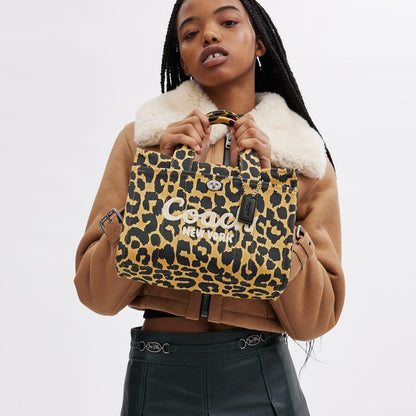 CP769-Cargo Tote 26 With Leopard Print-LH/Leopard