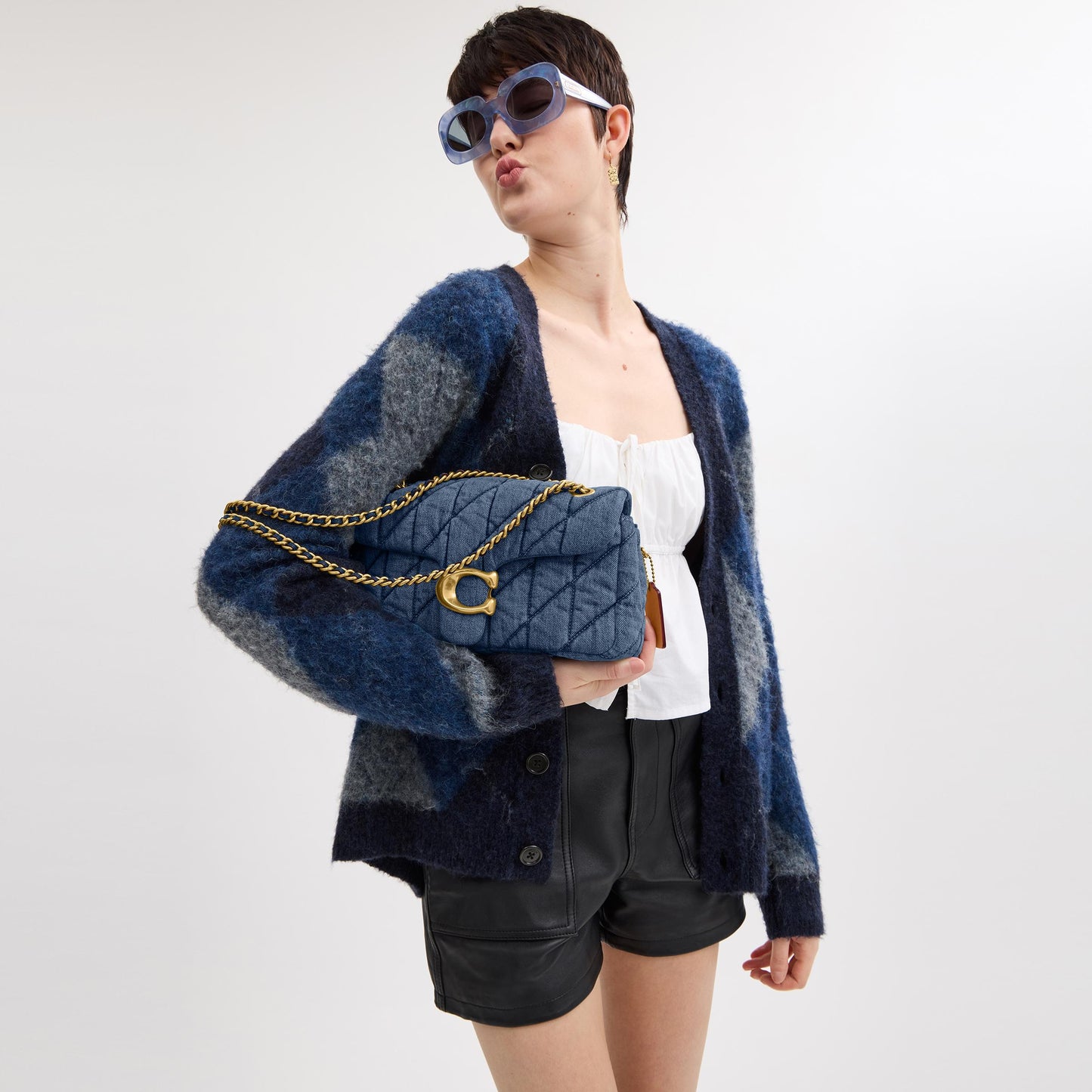 Tabby Shoulder Bag 26 With Quilting