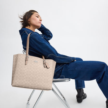 CV967-Mollie Tote Bag in Signature Canvas-Sv/Sand/Taupe
