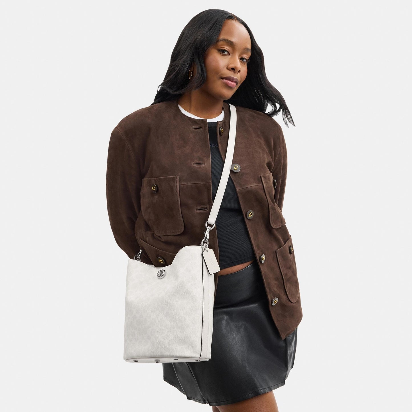 CW882-WILLOW SOFT BUCKET BAG IN SIGNATURE CANVAS-LH/White Chalk