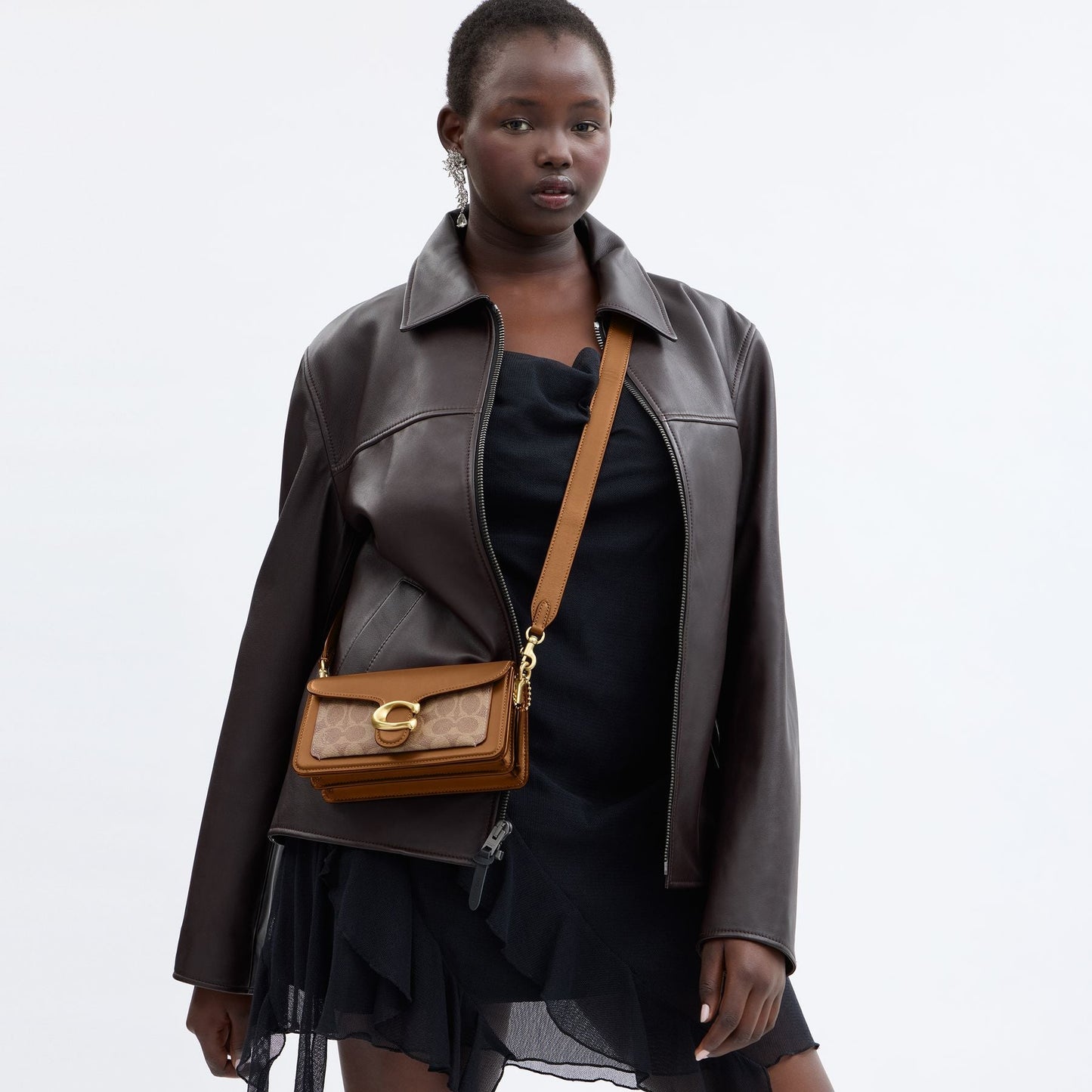 CY200-TABBY SHOULDER BAG 20 IN SIGNATURE CANVAS-B4/TAN BROWN