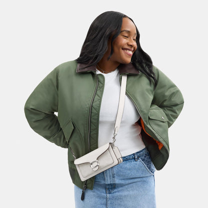 CY200-TABBY SHOULDER BAG 20 IN SIGNATURE CANVAS-LH/White Chalk