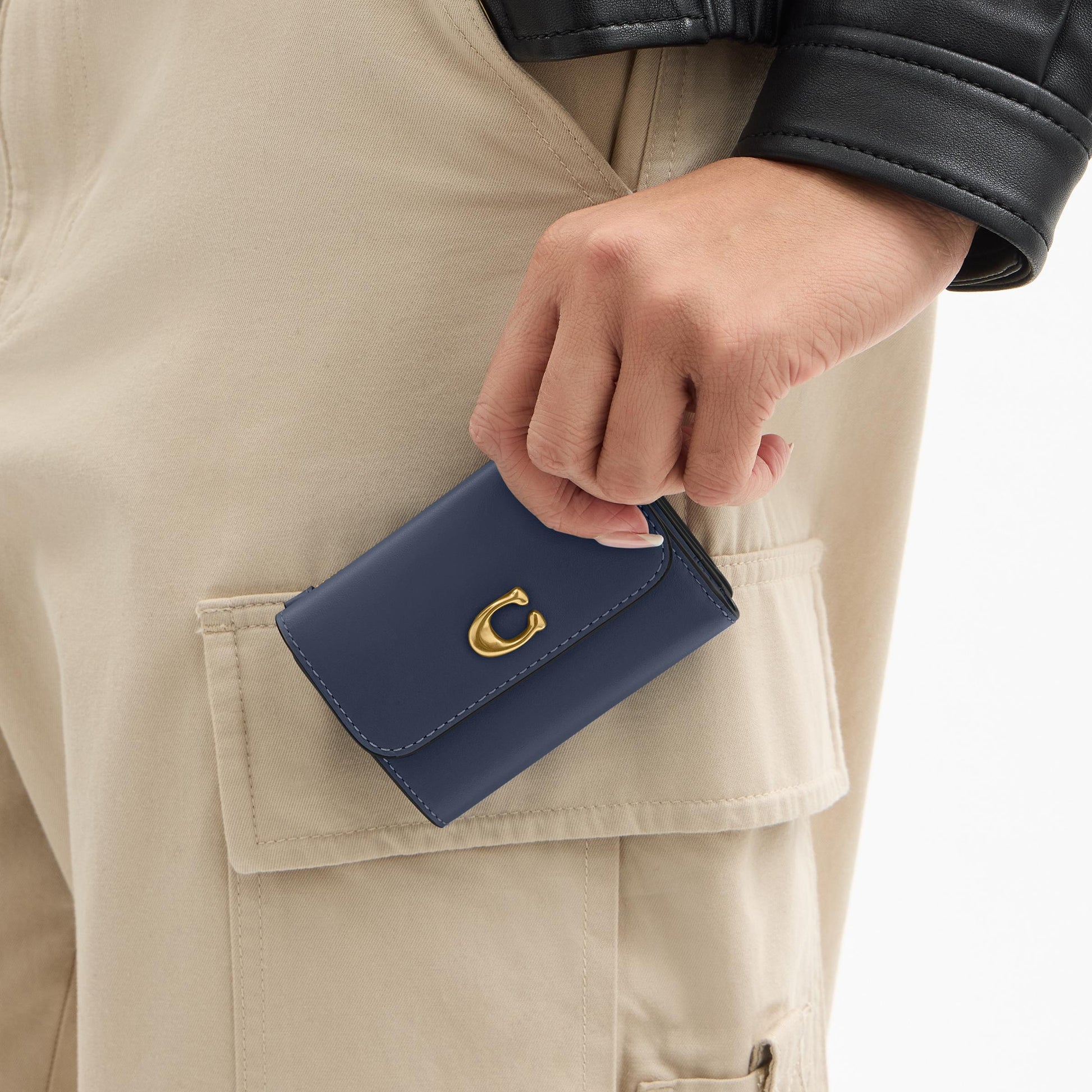 CZ111-Essential Card Holder Wallet-B4/Navy