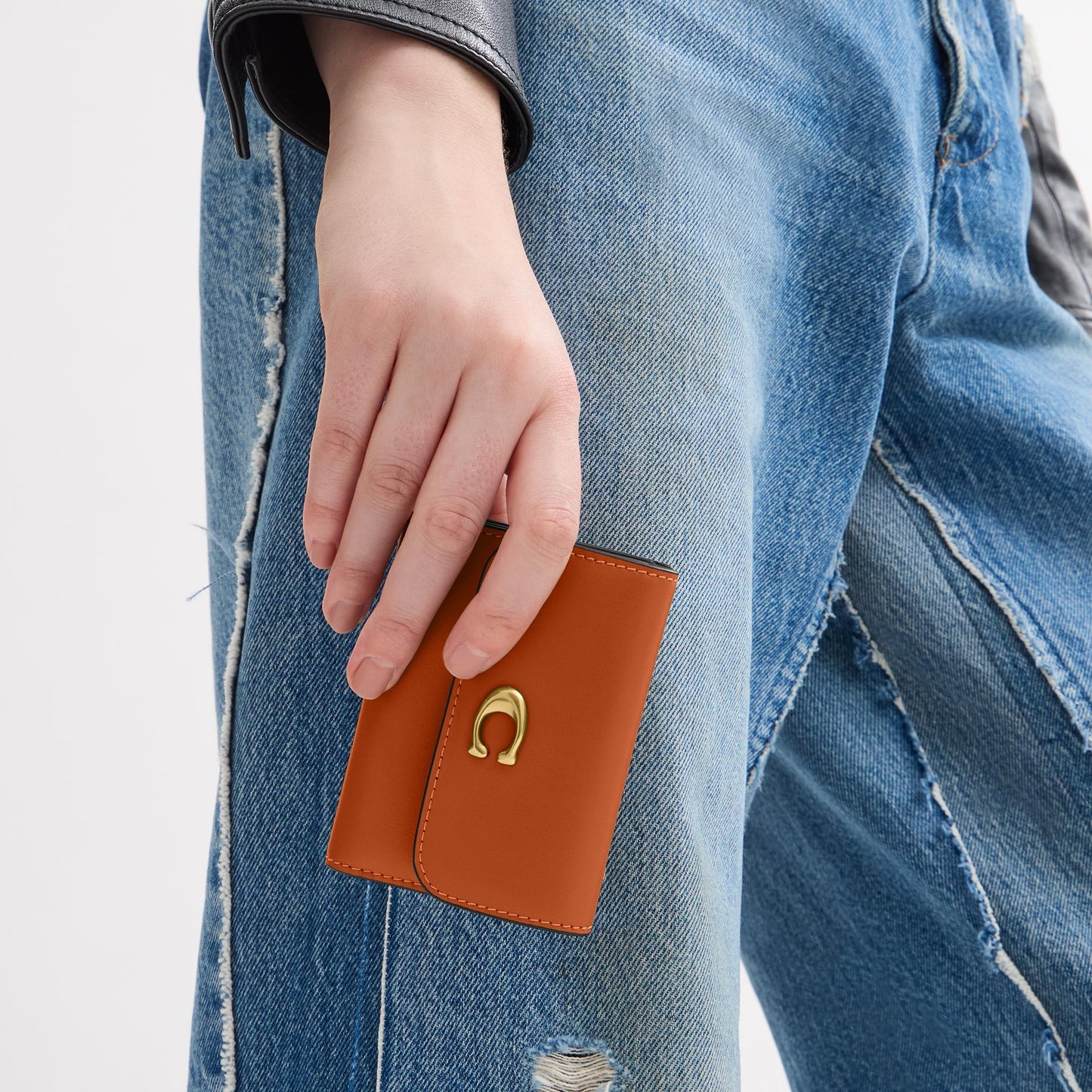 CZ111-Essential Card Holder Wallet-B4/Toffee