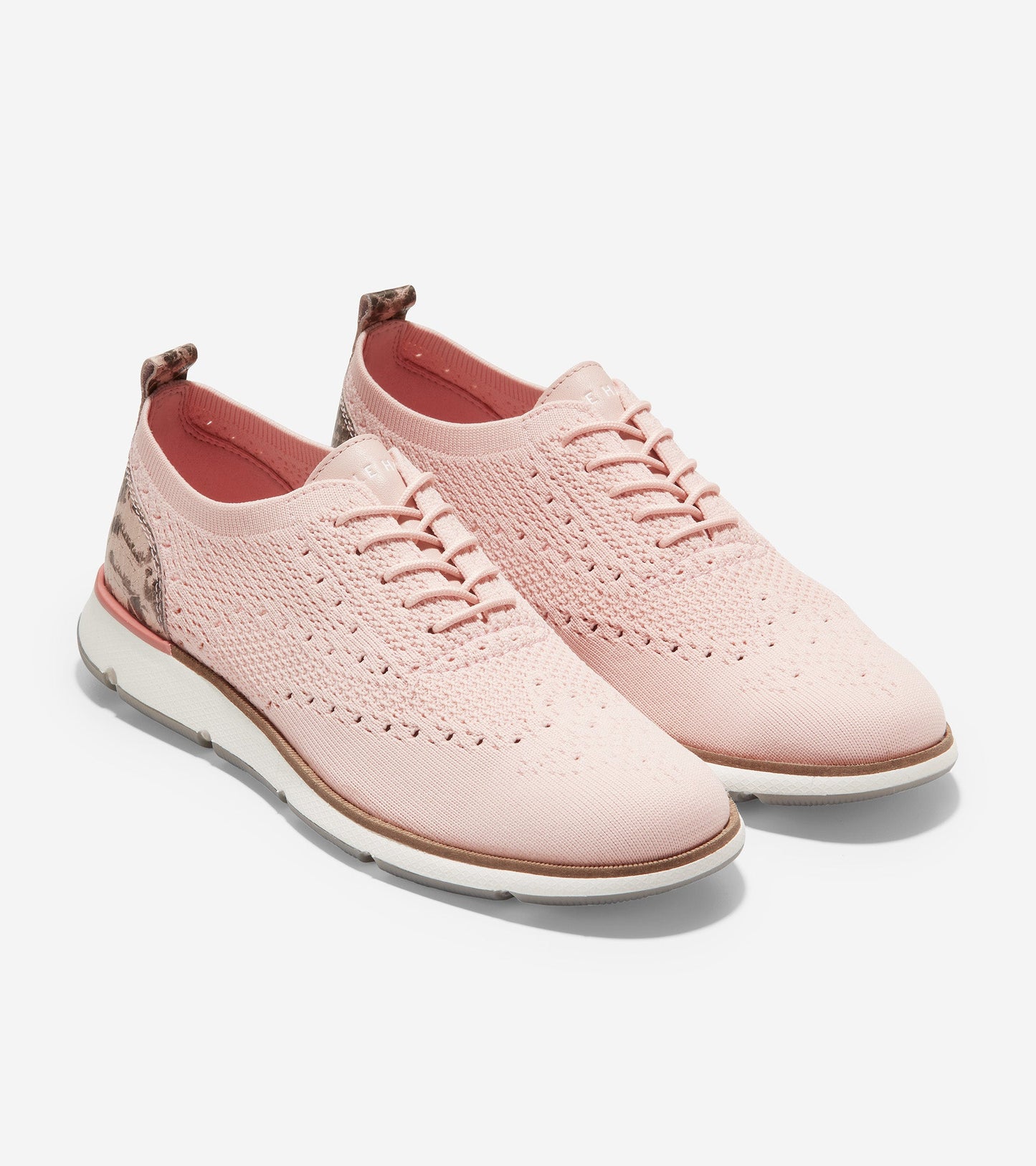 4.ZERØGRAND Oxford-w23560-Peach Whip Stitchlite™-Snake Print