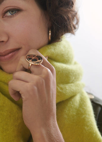 12412003-Gold ring with faux leather-Printed