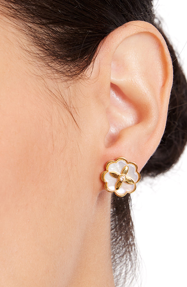 KD307-heritage bloom studs-Cream/Gold