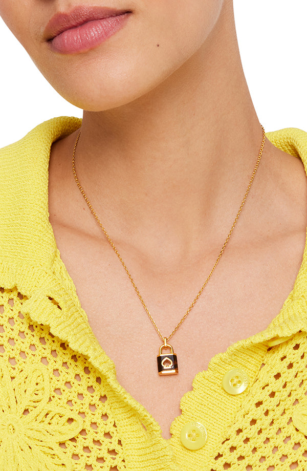 KD318-lock and spade mini pendant-Gold/Tortoise