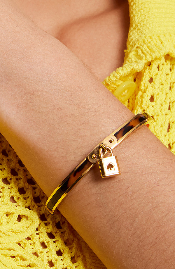 KD323-lock and spade charm bangle-Gold/Tortoise