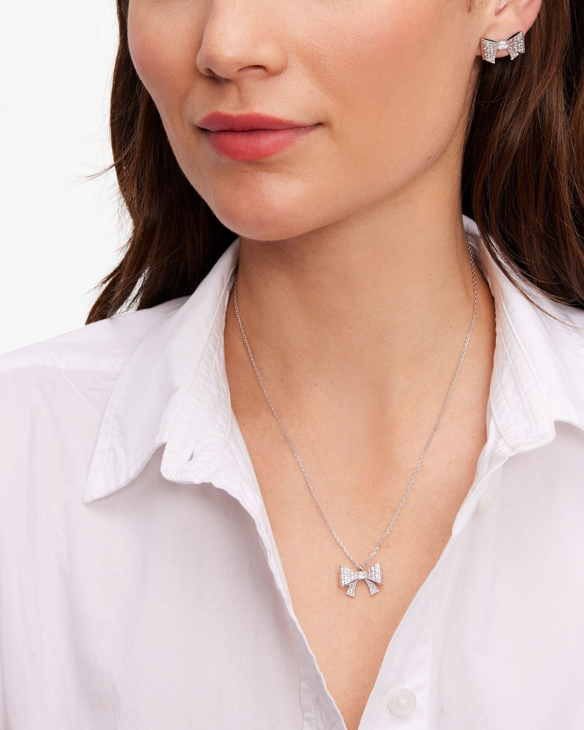 KD971_Wrapped In A Bow Mini Pendant_Clear/Silver