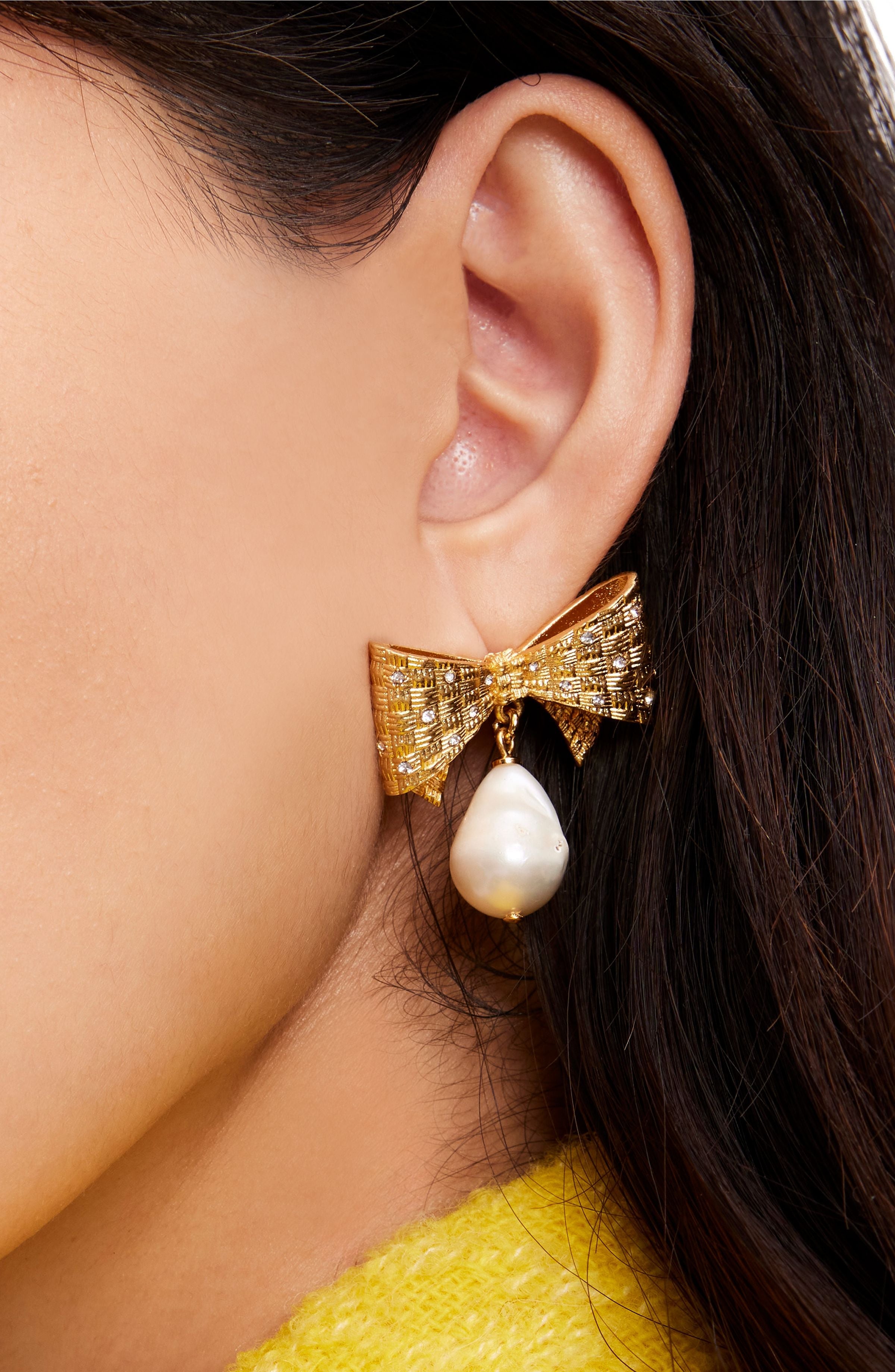 KD979_Wrapped In A Bow Drop Earrings_Cream Multi/Gold