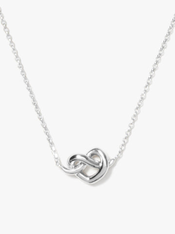 loves me knot mini pendant